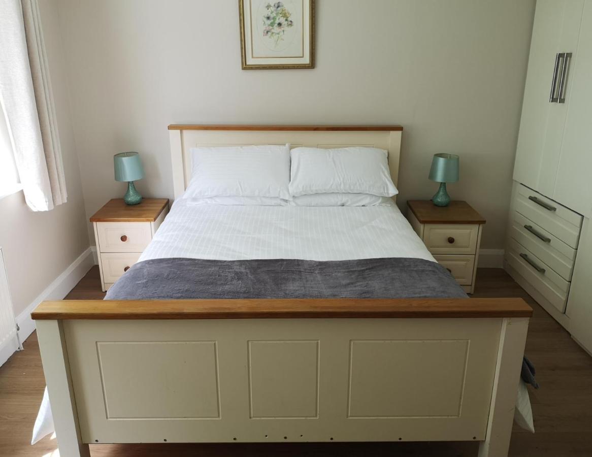 Brownstead Apartment